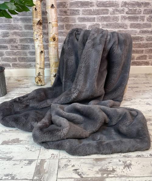 Richmond Graphite, luxury fake fur blanket