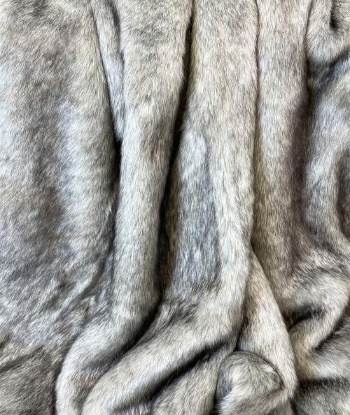 Close up image of Winter Roe faux fur fabric